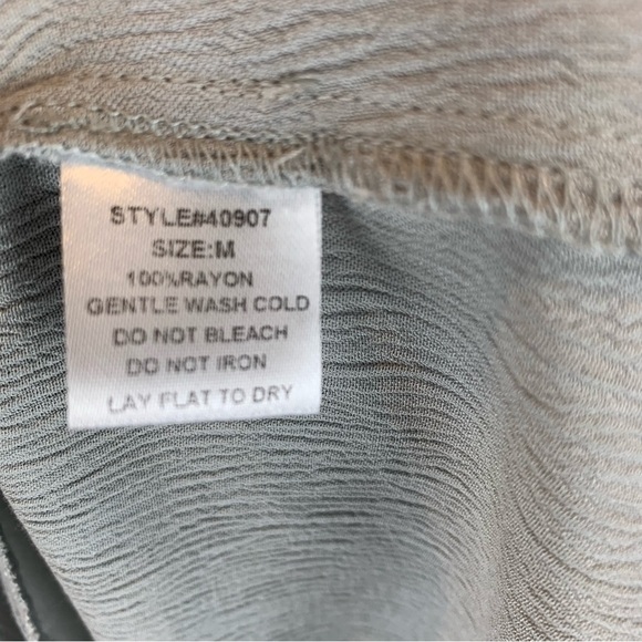 Grade & Gather sz M NWOT Light Stone Grey Boho Gauzy Ruffle Peasant Blouse - Picture 8 of 9